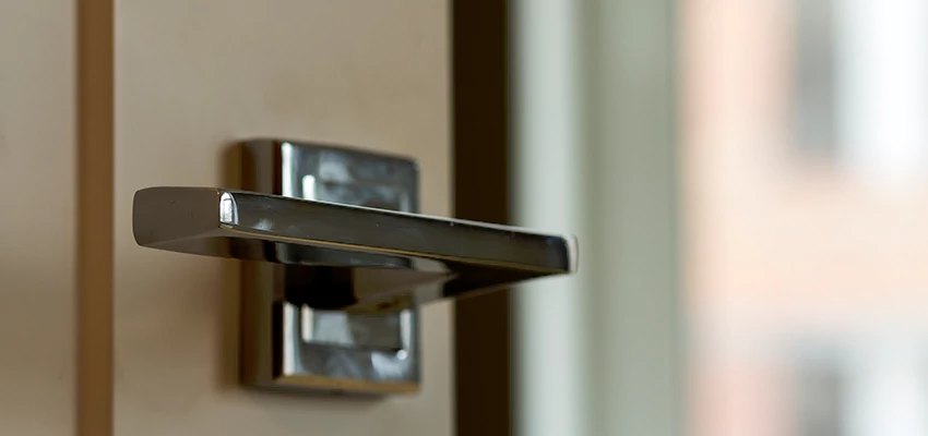 Door Lever Knob Repair in Tulare, California