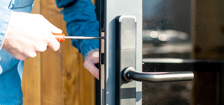 Aluminium Door Lock Replacement in Tulare, California